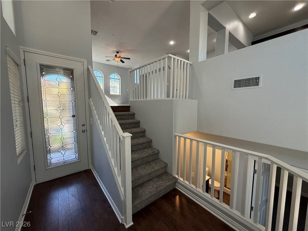 10742 Holmfield St - Photo 2 of 31