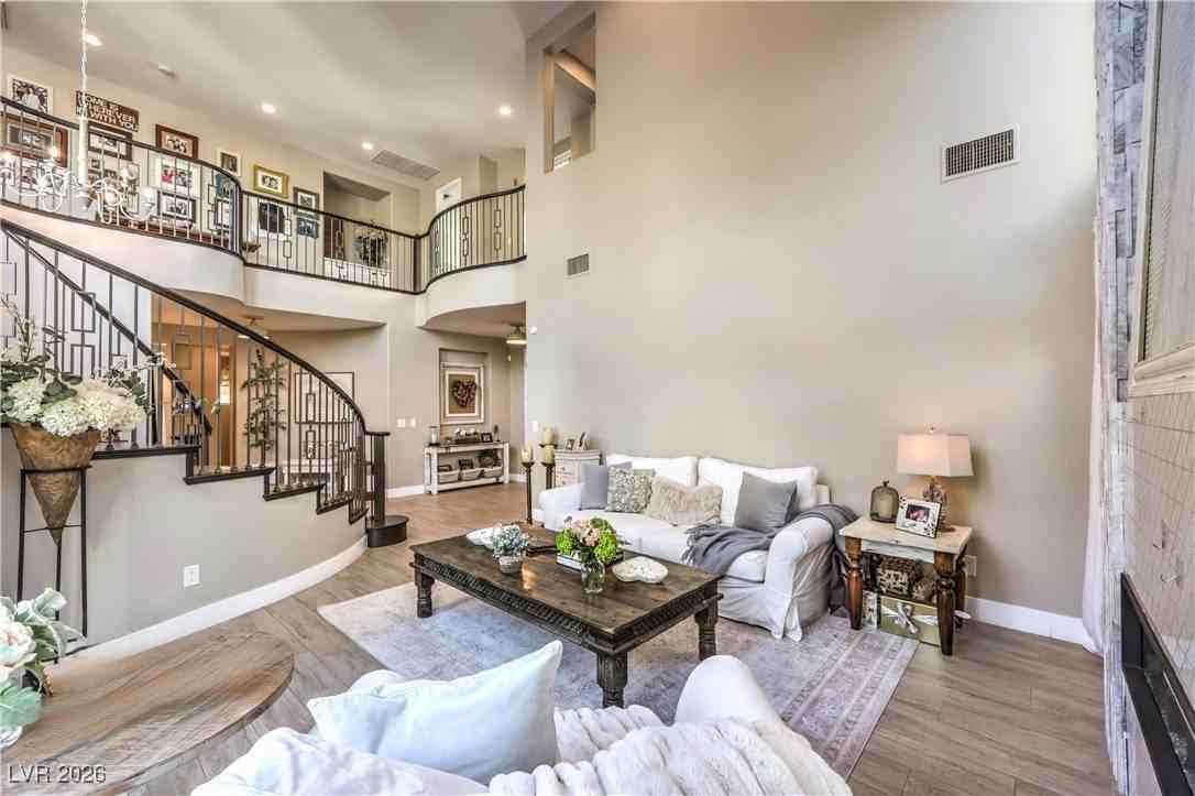 3290 Mission Creek Ct - Photo 5 of 44