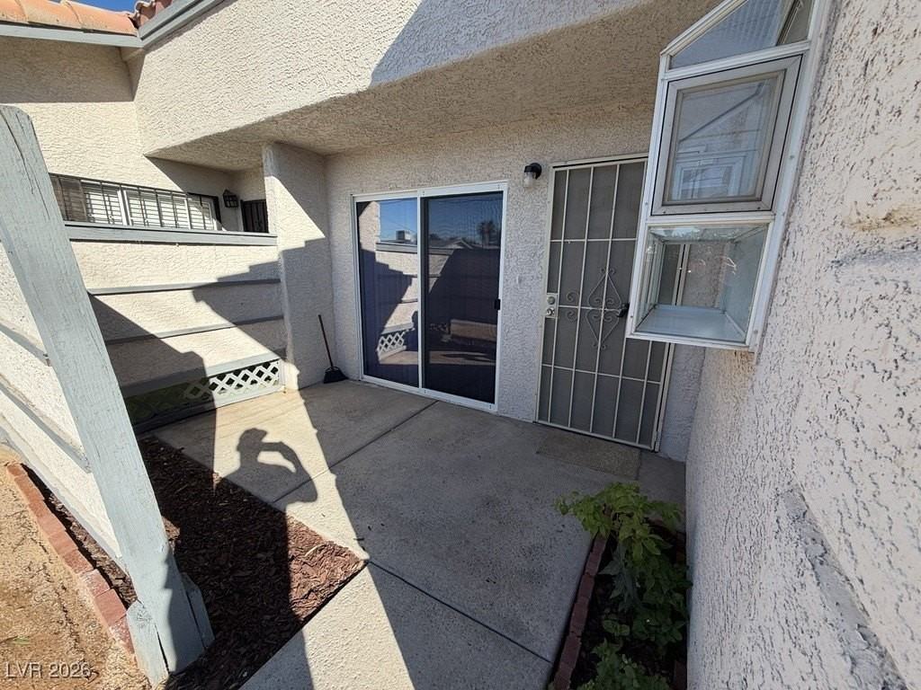 275 N LAMB BL Boulevard #C - Photo 2 of 13