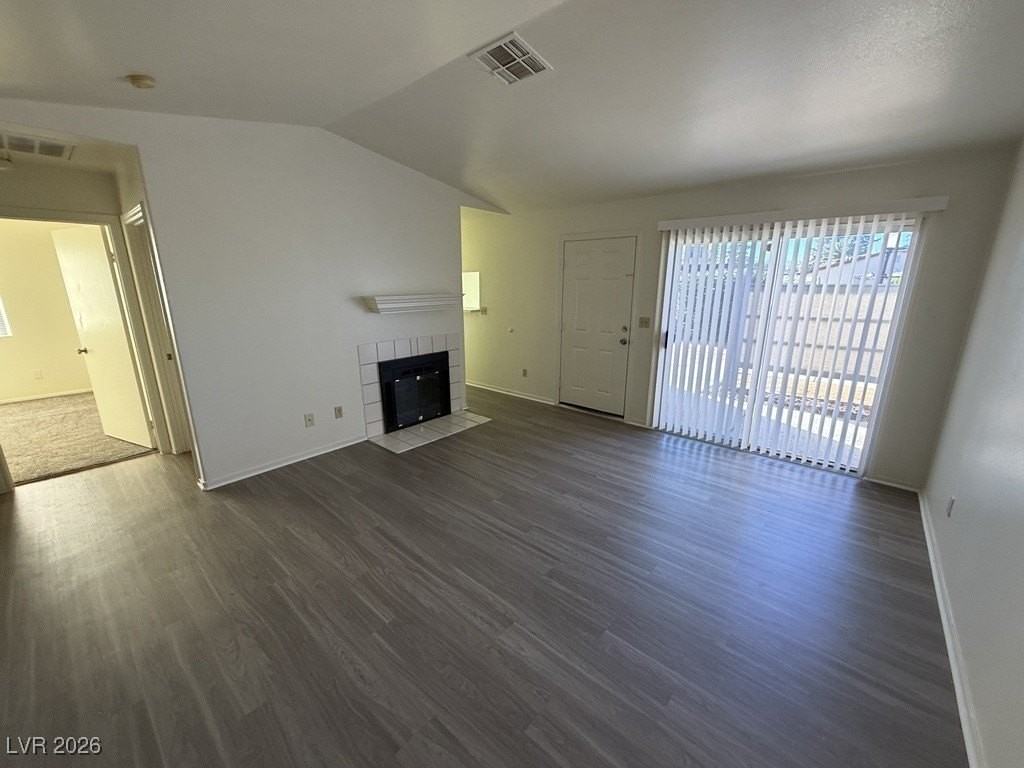 275 N LAMB BL Boulevard #C - Photo 4 of 13