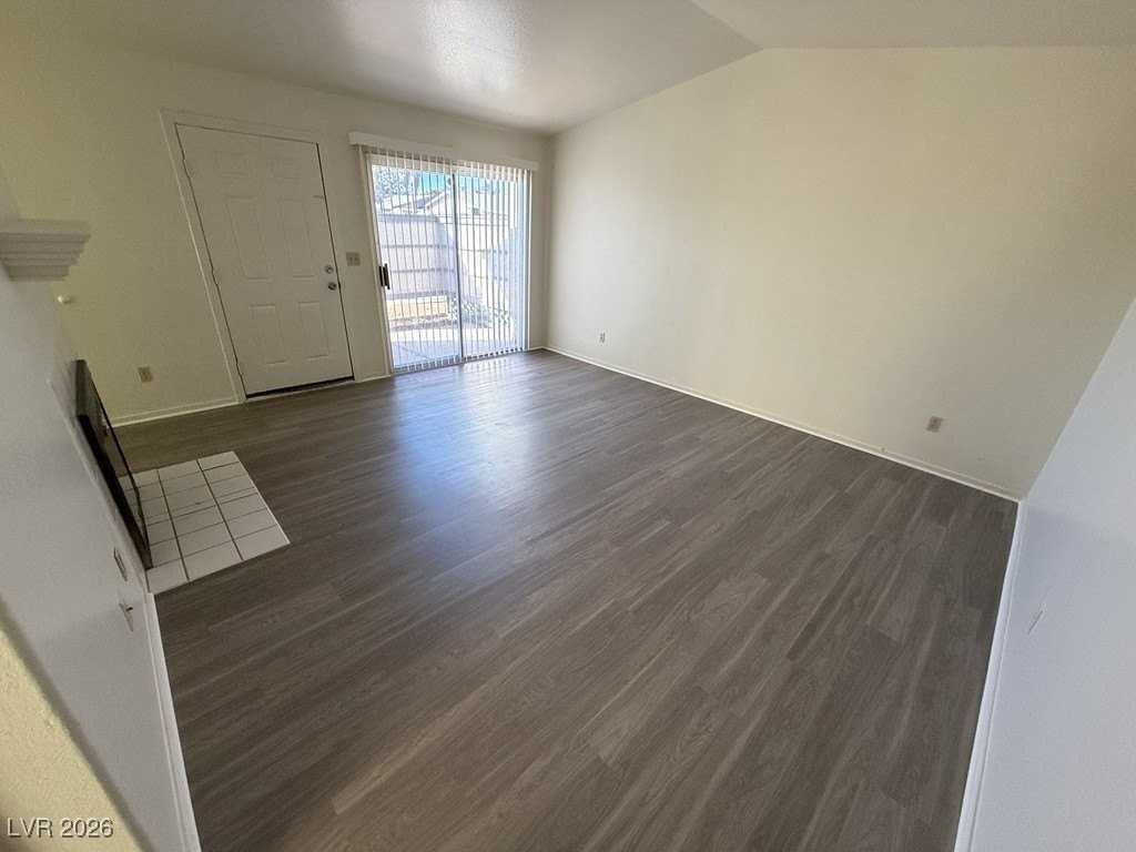 275 N LAMB BL Boulevard #C - Photo 5 of 13