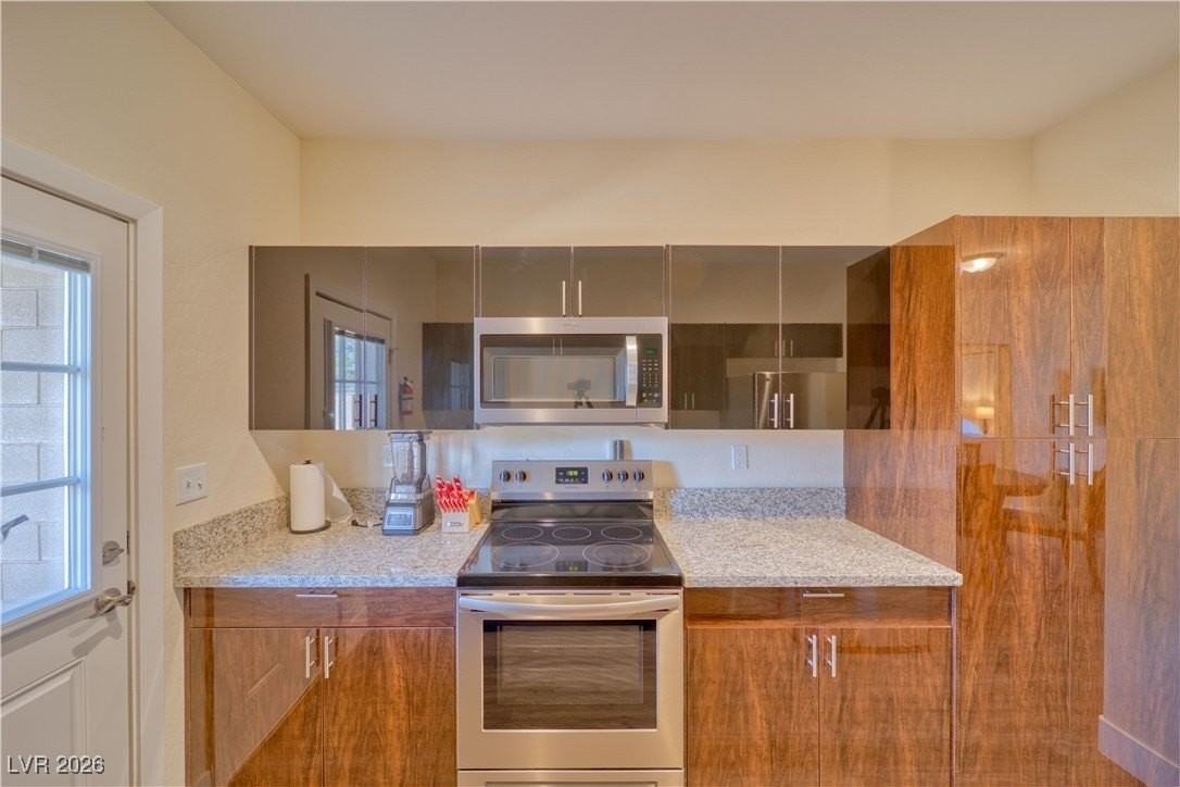 1100 Nail Creek Ct #4 - Photo 5 of 15