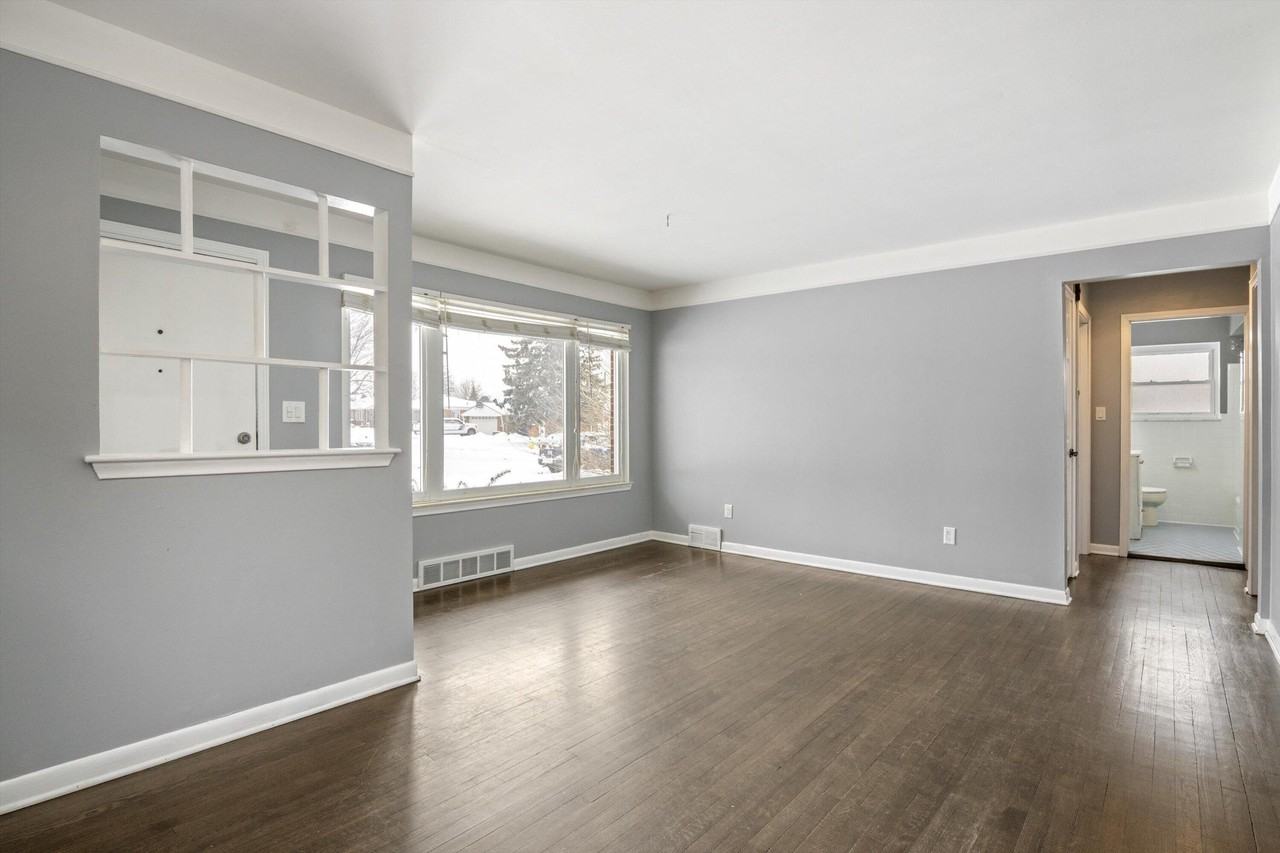 27576 Mackenzie Dr - Photo 7 of 33