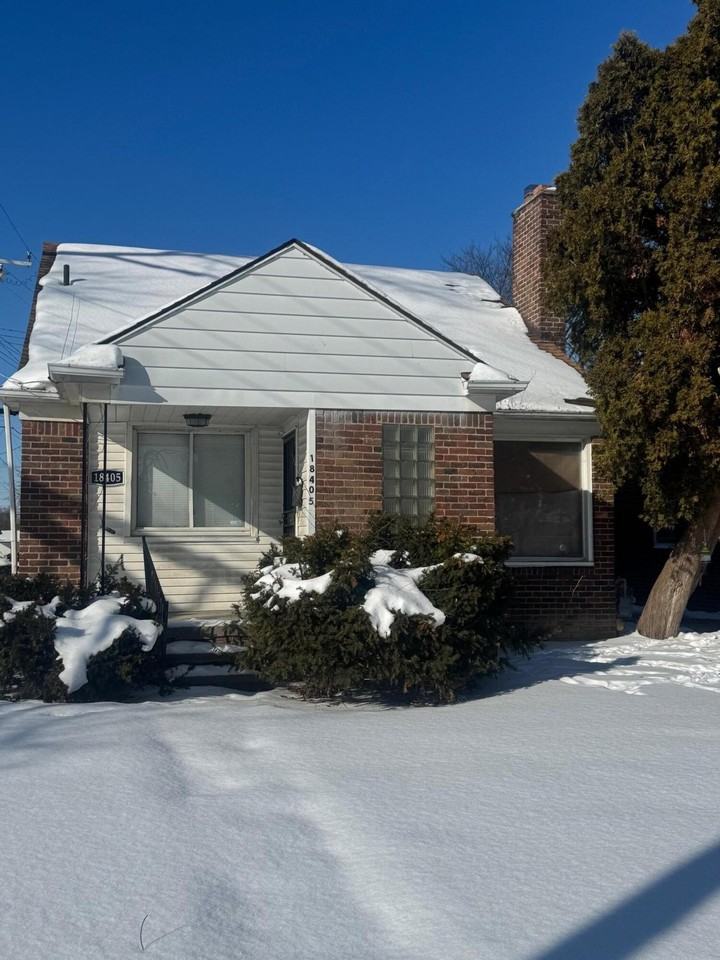 18405 Archdale St - Photo 2 of 12