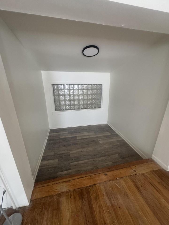 16515 Log Cabin St - Photo 6 of 12