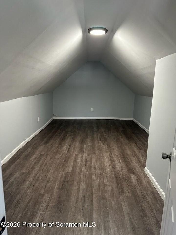 102 Wayne St - Photo 5 of 38