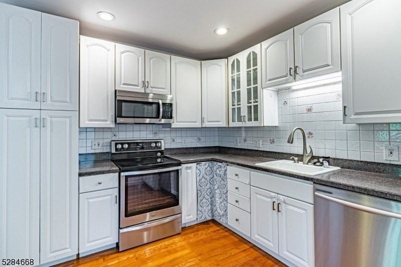 14 Overlook Dr - Photo 4 of 35