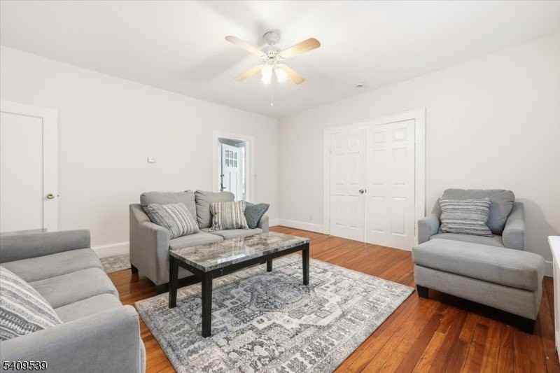 57 Menzel Ave - Photo 3 of 21