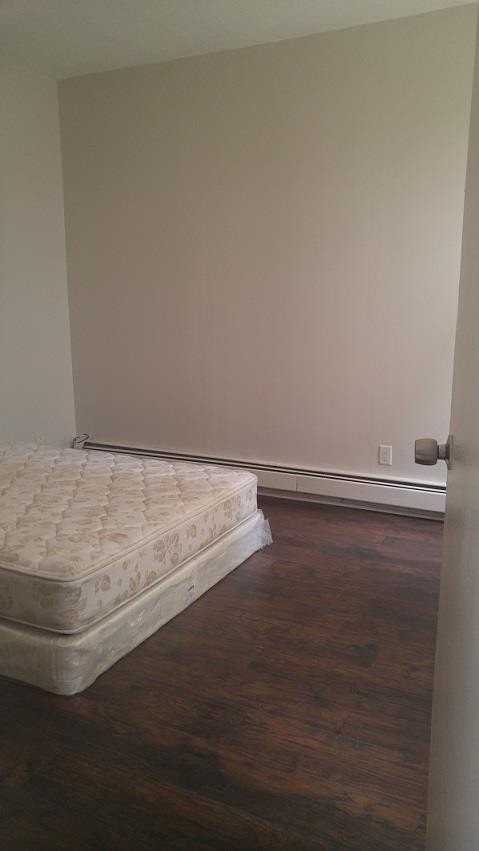 6120 Hudson Ave #1B - Photo 4 of 7