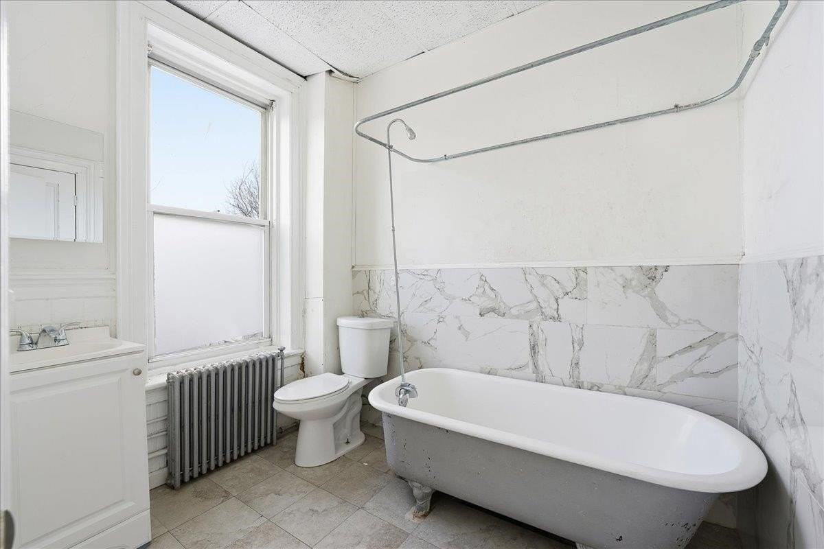 289 Forrest St #2 - Photo 7 of 16