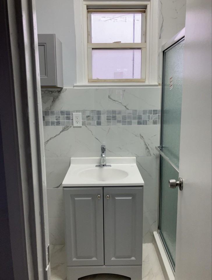 375 Kennedy Blvd #4 - Photo 3 of 9