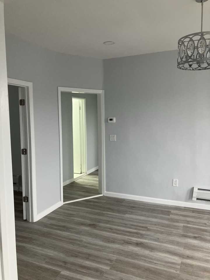 375 Kennedy Blvd #4 - Photo 6 of 9