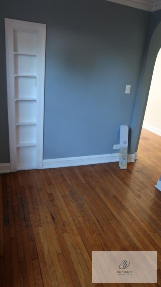 4588 N Elston Ave #303 - Photo 5 of 15