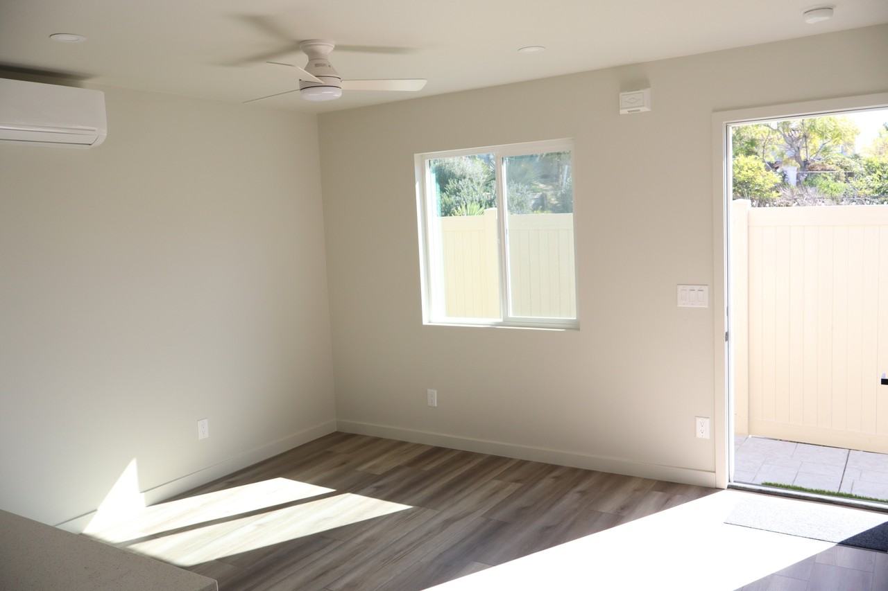 1457 Knollwood Pl #1 - Photo 6 of 14