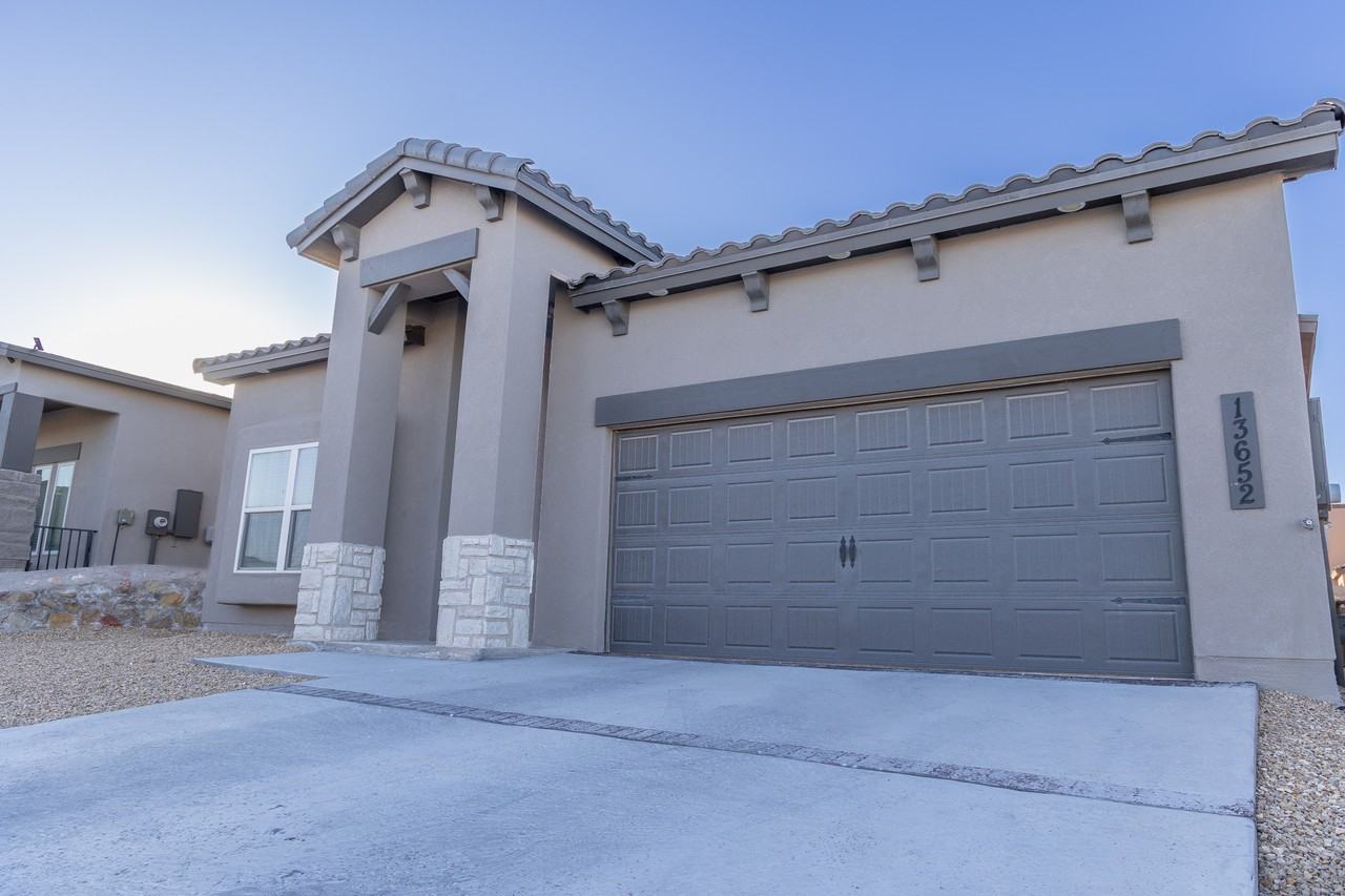 13652 Glen Vista Ln #1 - Photo 3 of 20