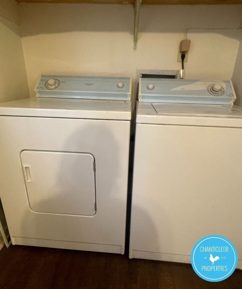 1405 Manteo St #A - Photo 5 of 9