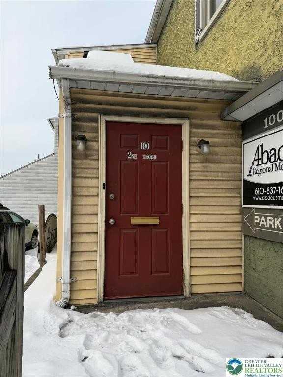 100 W Main St - Photo 2 of 14