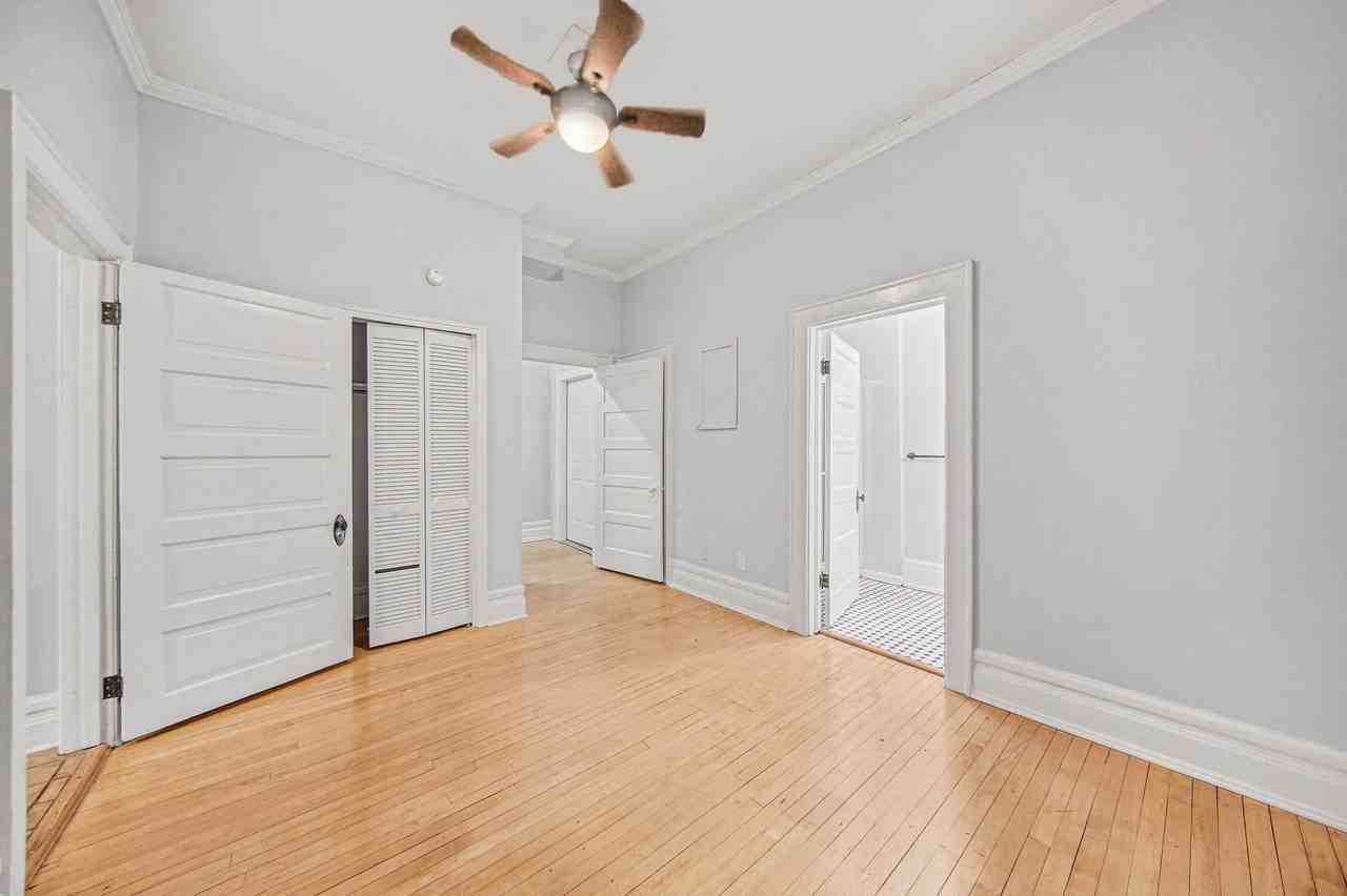 125 E Maumee St #1 - Photo 3 of 9