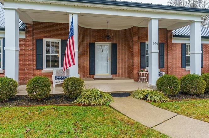 304 Barnes Mill Rd #1 - Photo 2 of 21