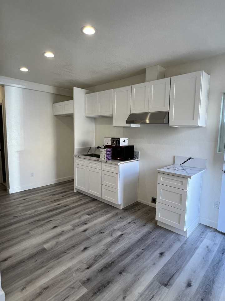 989 Saint Germain Rd #1 - Photo 6 of 14