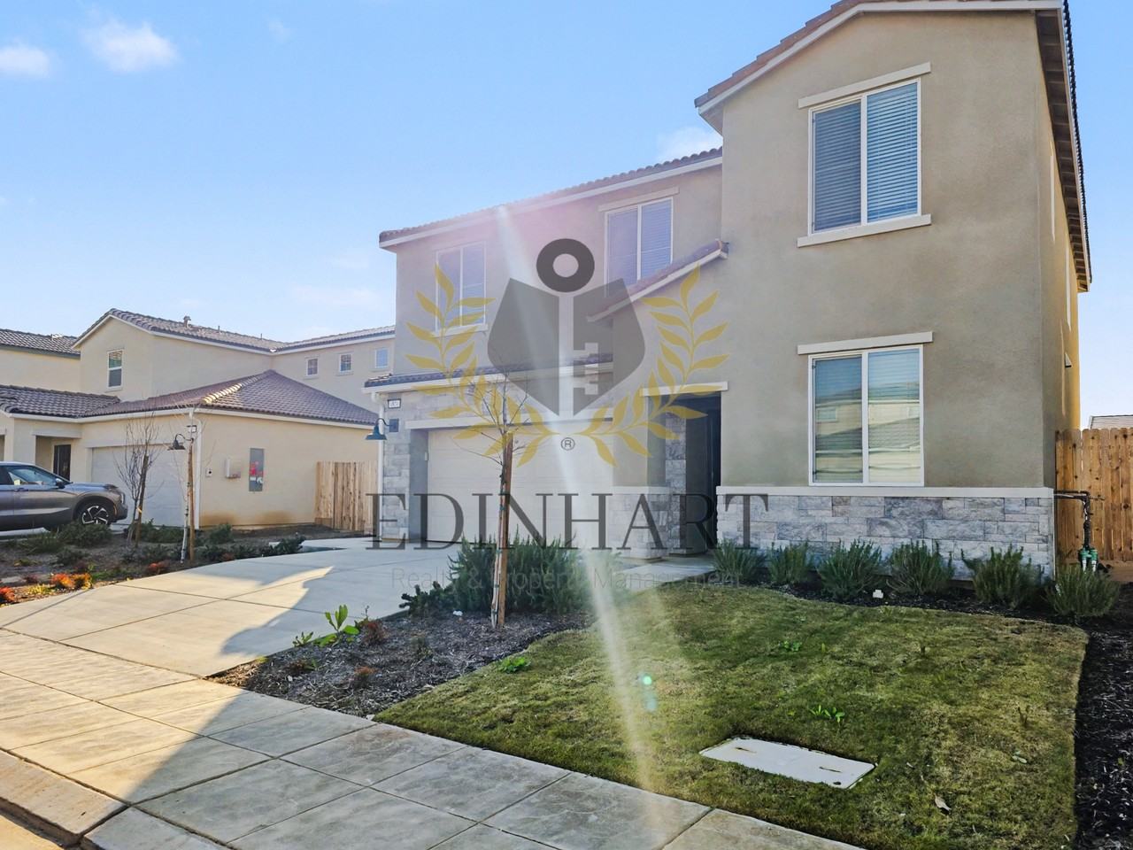 1820 Klamath Rd S #1 - Photo 3 of 32