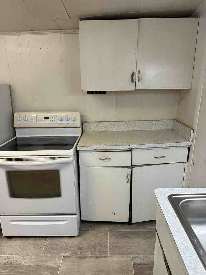 714 S East St #2 - Photo 4 of 8