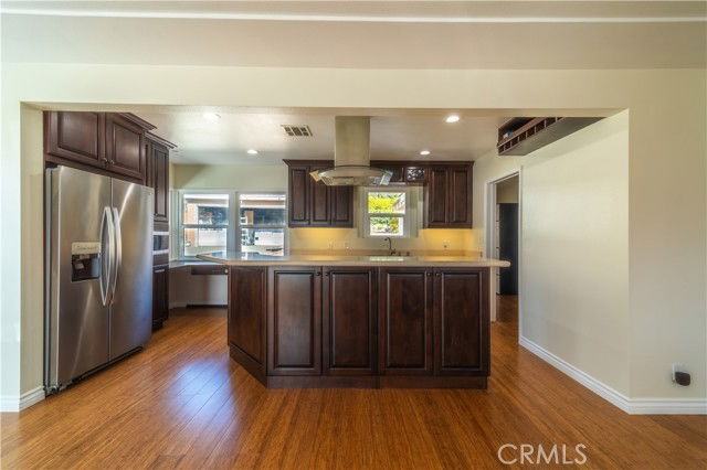 3341 Thelma St - Photo 7 of 8