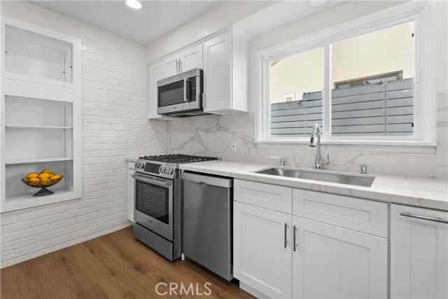 2120 Palos Verdes Dr W - Photo 4 of 8