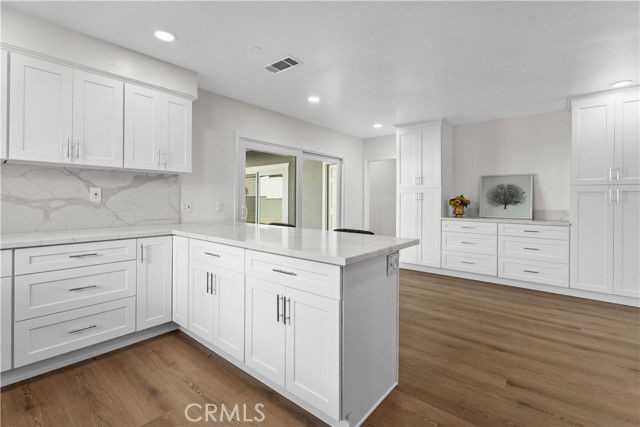 2120 Palos Verdes Dr W - Photo 7 of 8