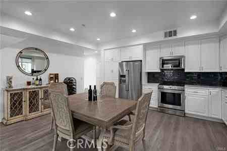 5441 Ocean #101 - Photo 3 of 7