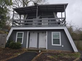 featured image of 1118 E Main St #C