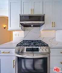 152 S Roxbury Dr #6 - Photo 2 of 8