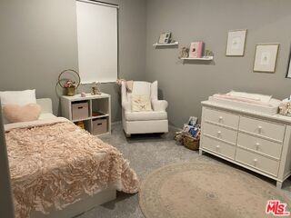 713 Daniel Freeman Cir - Photo 2 of 8