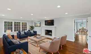 905 Napoli Dr - Photo 2 of 8