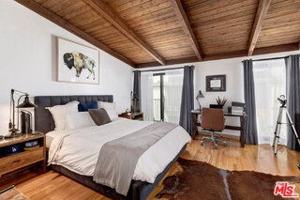 featured image of 1133 24th St #2