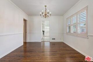 7719 Hosford Ave - Photo 6 of 8