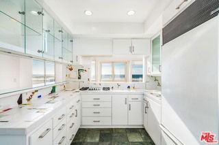 3711 Ocean Front Walk #3 - Photo 7 of 8