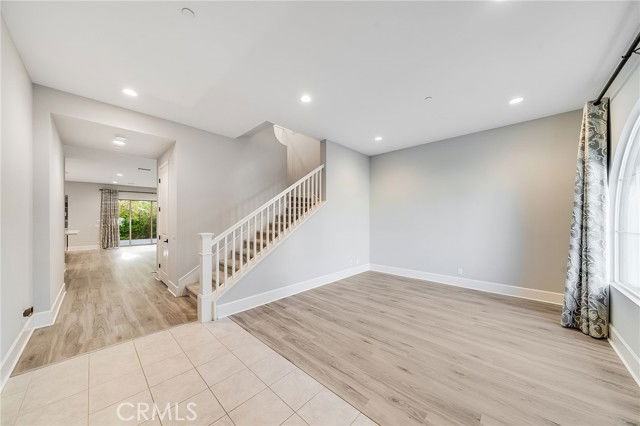 212 Parkwood - Photo 3 of 8