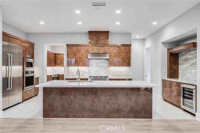 212 Parkwood - Photo 7 of 8