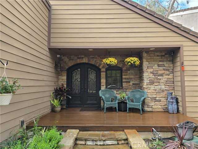 24832 Forest Knoll Ln - Photo 2 of 8