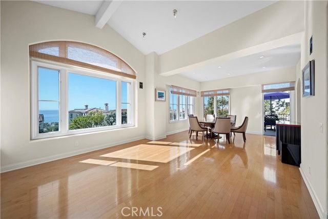 142 Sidney Bay Dr #31 - Photo 3 of 8