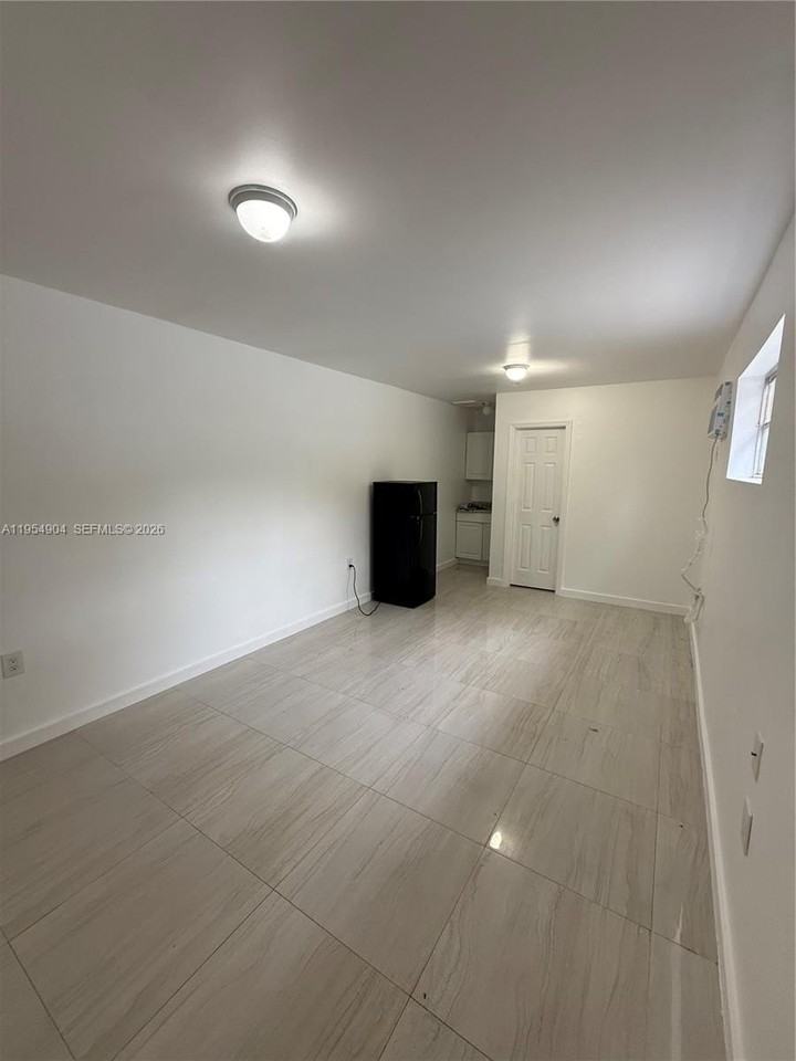 4910 Sw 98th Avenue Rd #A - Photo 3 of 6