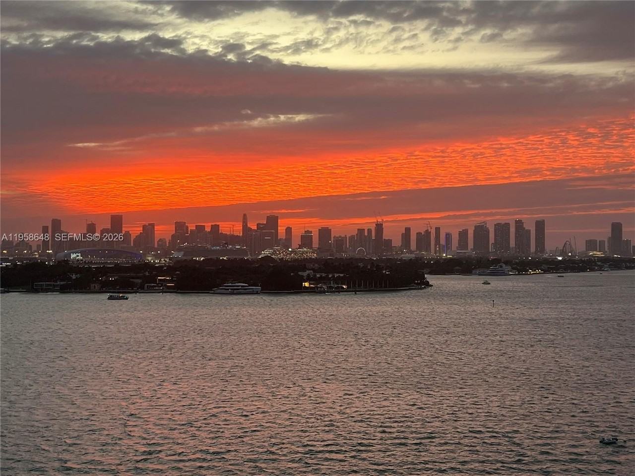 1000 West Ave #1111 - Photo 7 of 35