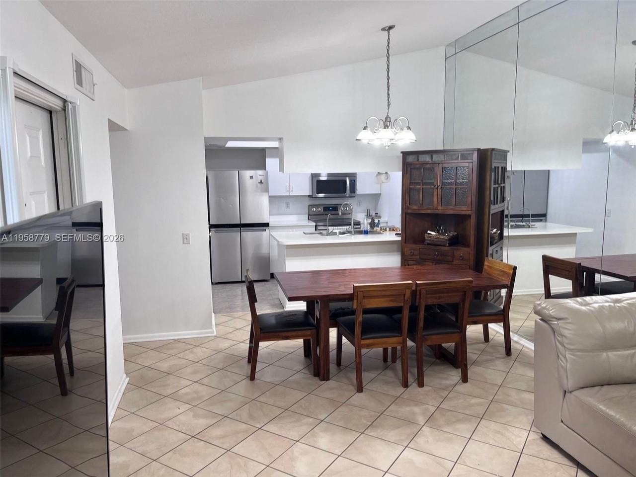 125 Waterside Dr #125 - Photo 5 of 15