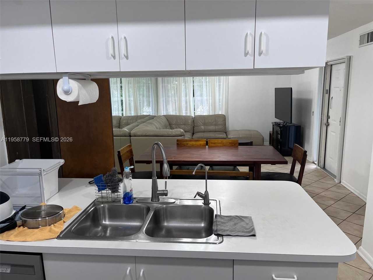 125 Waterside Dr #125 - Photo 7 of 15