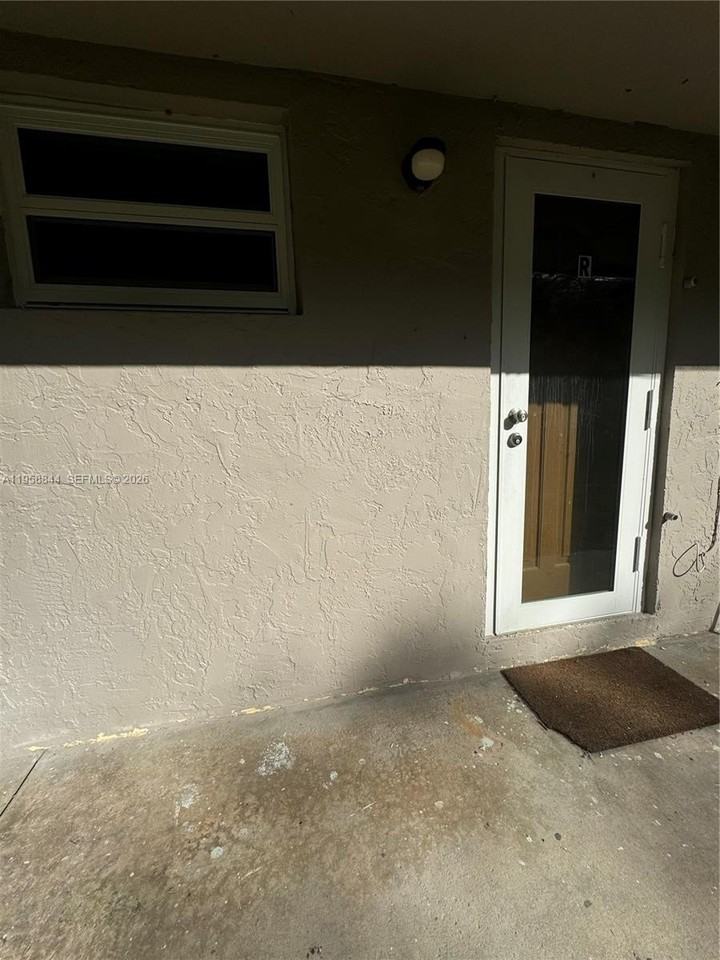 2220 Sw 46th Ct #2 - Photo 2 of 13