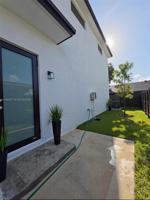 featured image of 1313 Nw 6th Ave #B