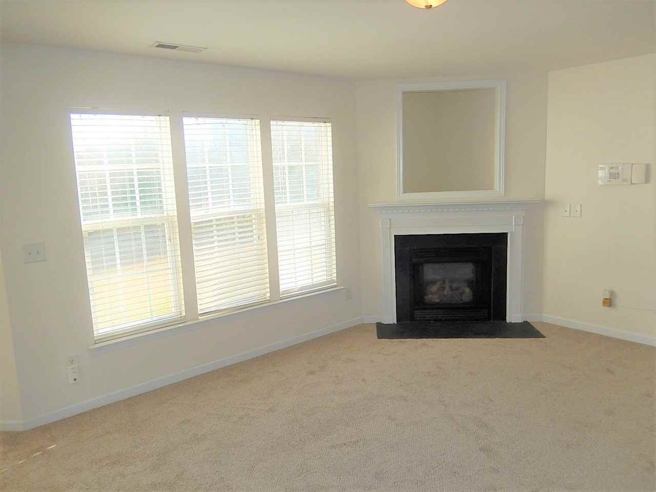 1421 Springshire Ct #1 - Photo 5 of 29