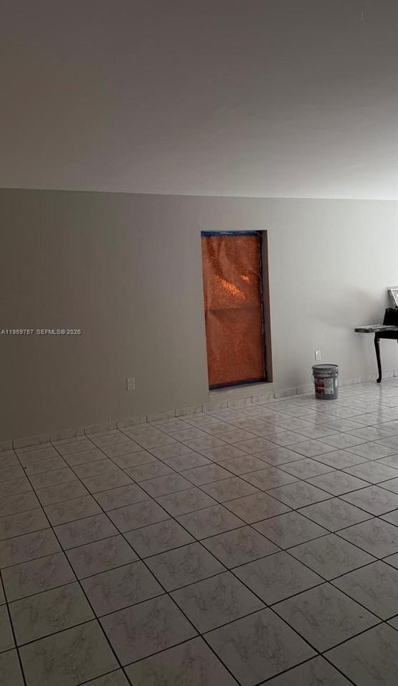 110 Sw 108th Ave #H1 - Photo 7 of 13