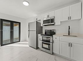 921 Nw 22nd Ct #2 - Photo 1 of 1